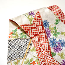 画像をギャラリービューアに読み込む, 金彩扇に草花模様【短】