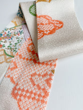 画像をギャラリービューアに読み込む, 巻物い雲・花古典柄模様【短】