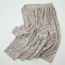 画像をギャラリービューアに読み込む, 辻ヶ花模様【ギャザーラップスカート】