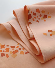 画像をギャラリービューアに読み込む, 抽象柄模様【長】