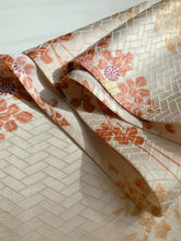 画像をギャラリービューアに読み込む, 草花散らし檜垣地紋【長】