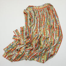 画像をギャラリービューアに読み込む, 縞に花古典柄模様【ギャザーラップスカート】