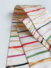 画像をギャラリービューアに読み込む, 線描き模様【短】