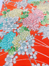 画像をギャラリービューアに読み込む, 牡丹・楓・梅・菊模様【タックラップスカート】