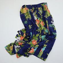 画像をギャラリービューアに読み込む, 大花草模様【ギャザーラップスカート】