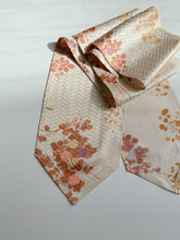 画像をギャラリービューアに読み込む, 草花散らし檜垣地紋【長】