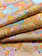 画像をギャラリービューアに読み込む, 幾何学取りに古典草花模様【ギャザーラップスカート】