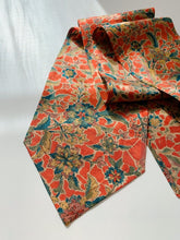 画像をギャラリービューアに読み込む, 花更彩模様総地紋【長】