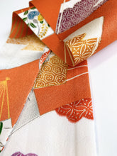 画像をギャラリービューアに読み込む, 扇面に花古典柄模様【短】