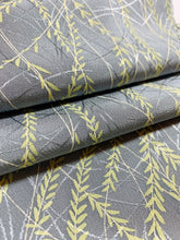 画像をギャラリービューアに読み込む, 葉蔓模様【ギャザーラップスカート】