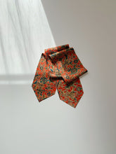 画像をギャラリービューアに読み込む, 花更彩模様総地紋【長】