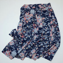 画像をギャラリービューアに読み込む, 雪輪に花鳥模様【タックラップスカート】