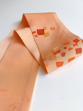 画像をギャラリービューアに読み込む, 抽象柄模様【短】