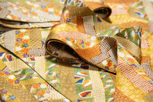 画像をギャラリービューアに読み込む, 短冊に花古典柄総地紋