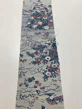 画像をギャラリービューアに読み込む, 家屋に草花橋模様【L】