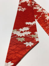 画像をギャラリービューアに読み込む, 地紙に古典草花模様【短より短】