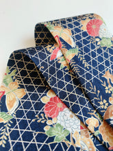 画像をギャラリービューアに読み込む, 籠目に蝶松菊橘模様総地紋【短】