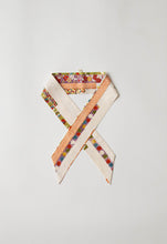 画像をギャラリービューアに読み込む, 【短】古典短冊模様に総梅地紋