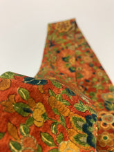 画像をギャラリービューアに読み込む, 唐草と鳥模様【短】