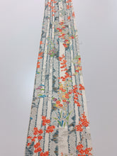 画像をギャラリービューアに読み込む, 縦模様草花点地紋【シュッケニ】