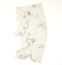 画像をギャラリービューアに読み込む, 花唐草模様【シュッケニ】