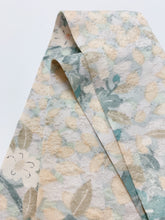 画像をギャラリービューアに読み込む, 椿模様総地紋