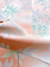 画像をギャラリービューアに読み込む, 枝の実模様