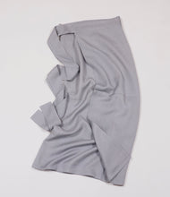 画像をギャラリービューアに読み込む, 線描き模様の織出し色無地【シュッケニ】