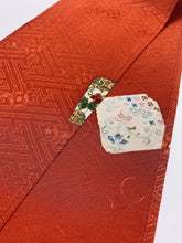 画像をギャラリービューアに読み込む, 破れ色紙に花古典柄総紗綾地紋