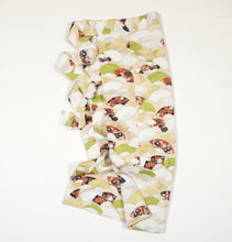 画像をギャラリービューアに読み込む, 金通し扇地紋に扇模様【シュッケニ】