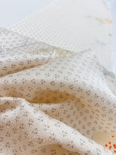 画像をギャラリービューアに読み込む, 扇に枝梅模様【ギャザータイプ】