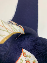 画像をギャラリービューアに読み込む, 中啓模様に楓総地紋