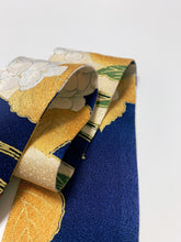 画像をギャラリービューアに読み込む, 雲に草花模様【短より短】②