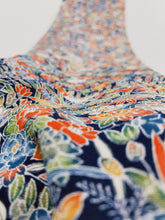 画像をギャラリービューアに読み込む, 総草花尽くしに流水模様【シュッケニ】