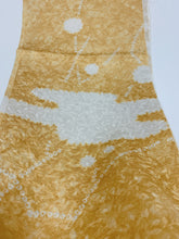 画像をギャラリービューアに読み込む, ヱ霧に枝蕾模様総葉地紋