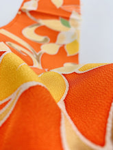 画像をギャラリービューアに読み込む, 花唐草模様【シュッケニ】