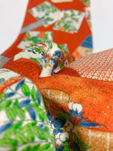 画像をギャラリービューアに読み込む, 色紙に草花模様