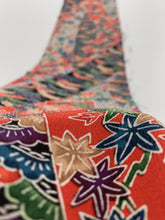 画像をギャラリービューアに読み込む, 格子に花古典柄模様【シュッケニ】