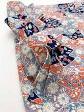 画像をギャラリービューアに読み込む, 松皮菱に花模様