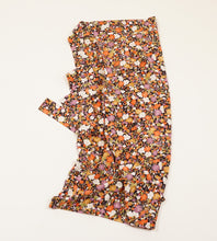 画像をギャラリービューアに読み込む, 草に枝花模様【シュッケニ】