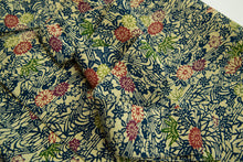 画像をギャラリービューアに読み込む, 流水に菊・笹模様