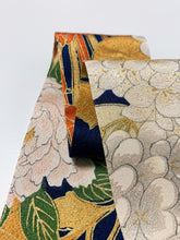 画像をギャラリービューアに読み込む, 雲に草花模様【短より短】①