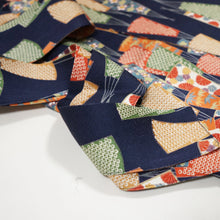 画像をギャラリービューアに読み込む, 扇面に疋田・草花模様【シュッケニ】