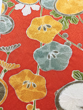 画像をギャラリービューアに読み込む, 梅に万寿草模様【シュッケニ】