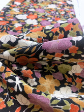 画像をギャラリービューアに読み込む, 草に枝花模様【シュッケニ】