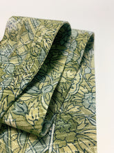 画像をギャラリービューアに読み込む, 華紋に花鳥模様【短より短】