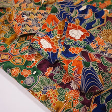 画像をギャラリービューアに読み込む, 流水に花古典柄模様【シュッケニ】