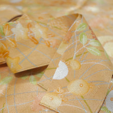 画像をギャラリービューアに読み込む, 万寿菊に草花模様【シュッケニ】