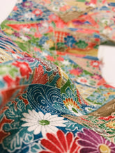 画像をギャラリービューアに読み込む, 色紙に花古典柄模様【シュッケニ】