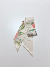 画像をギャラリービューアに読み込む, 総波地紋に花尽くし扇模様